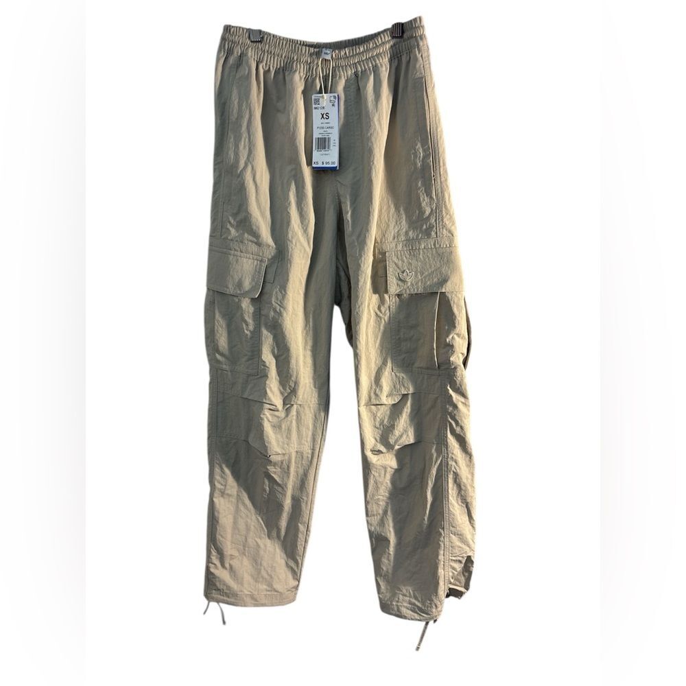 NWT Adidas Premium Essentials Woven Ripstop Cargo Pants Mens Size XS Gorpcore